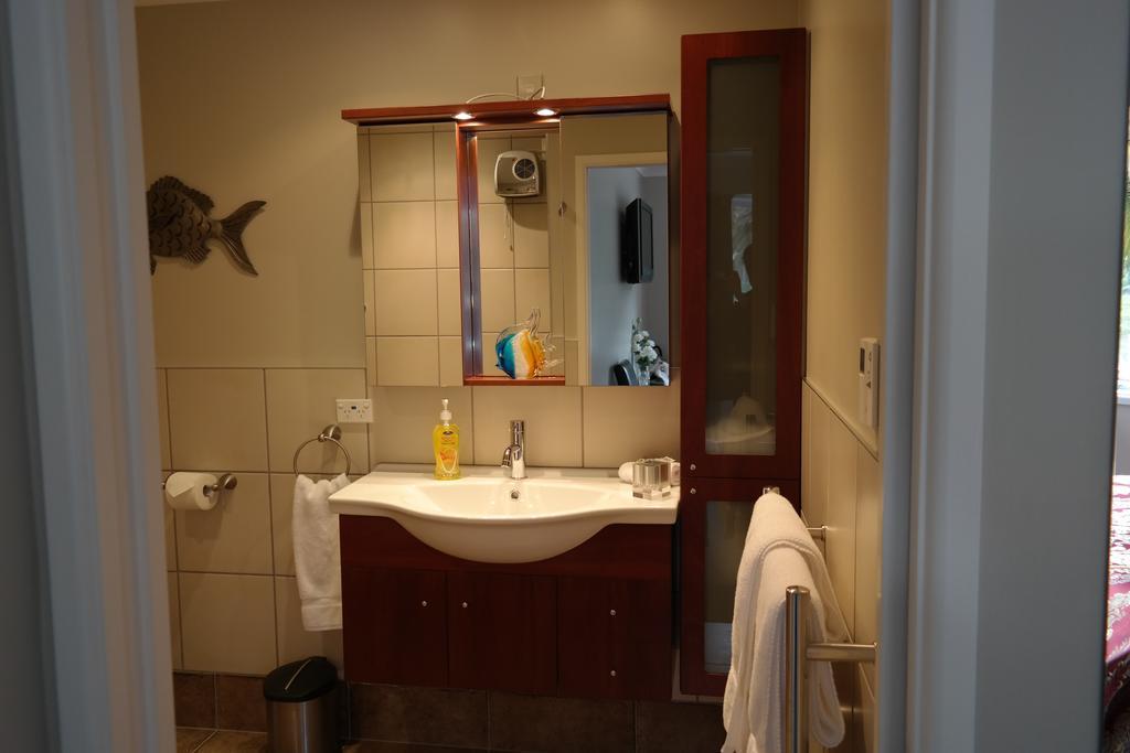 Sounds Vista B&B Пиктън Стая снимка